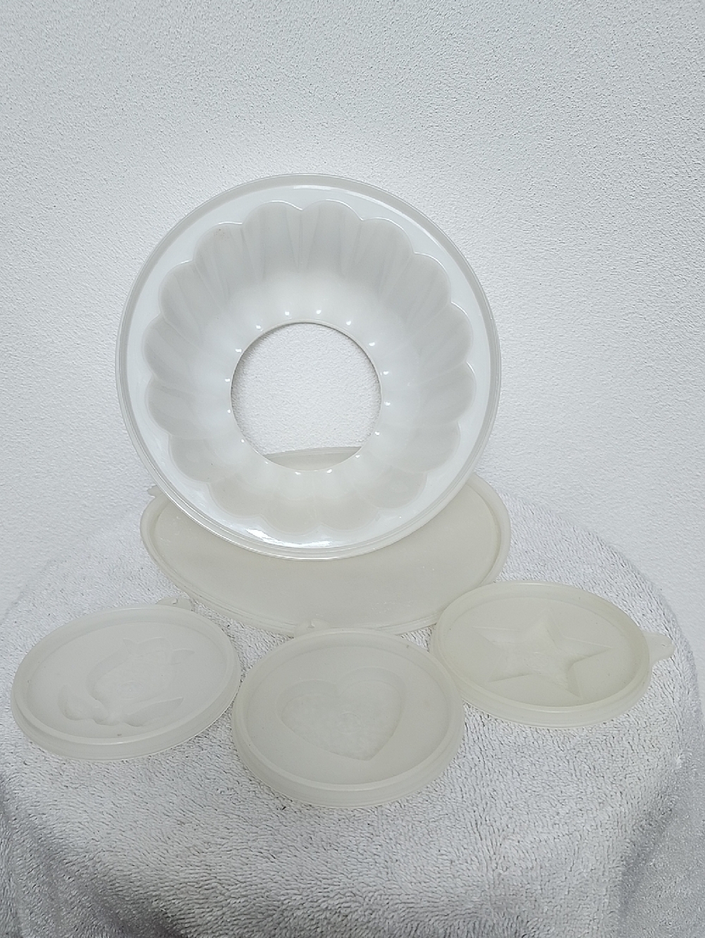 Vintage Tupperware Jello Mold Jel-n-Serve